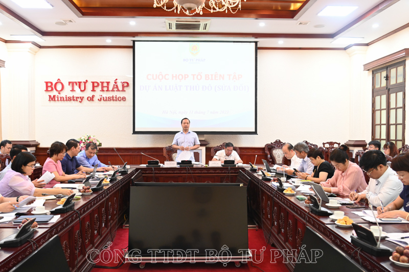 Lựa chọn các cơ chế, chính sách đặc thù, vượt trội để thúc đẩy Thủ đô phát triển