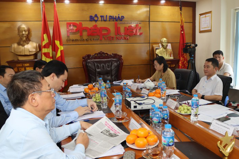 Lựa chọn công tâm, khách quan, tôn vinh những gương sáng pháp luật điển hình