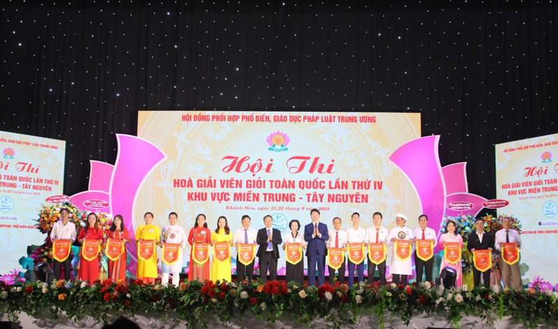 Khai mạc Hội thi Hòa giải viên giỏi toàn quốc khu vực miền Trung - Tây Nguyên