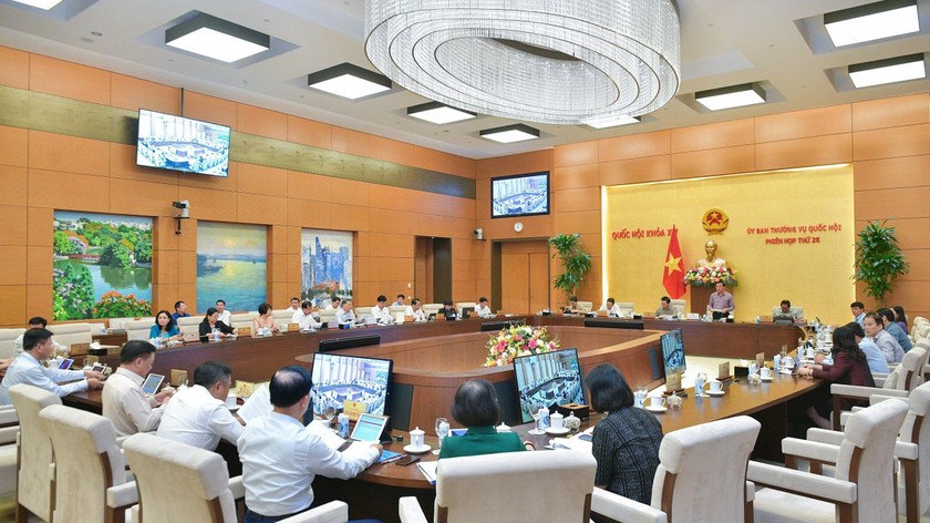 Ủy ban Thường vụ Quốc hội cho ý kiến về Dự án Luật Thủ đô (sửa đổi)