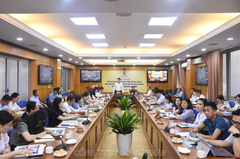 Nâng cao kỹ năng phổ biến, giáo dục pháp luật cho báo cáo viên pháp luật, công chức pháp chế