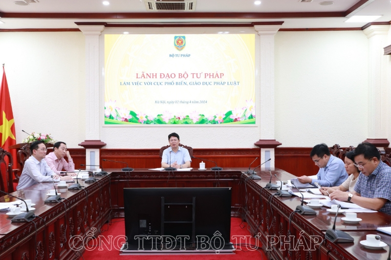 Nghiên cứu, học tập kinh nghiệm về ứng dụng Trợ lý ảo trong thông tin, phổ biến giáo dục pháp luật
