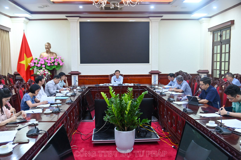 Tạo điều kiện thuận lợi cho địa phương chủ động thực hiện các quan hệ đối ngoại, hữu nghị, hợp tác