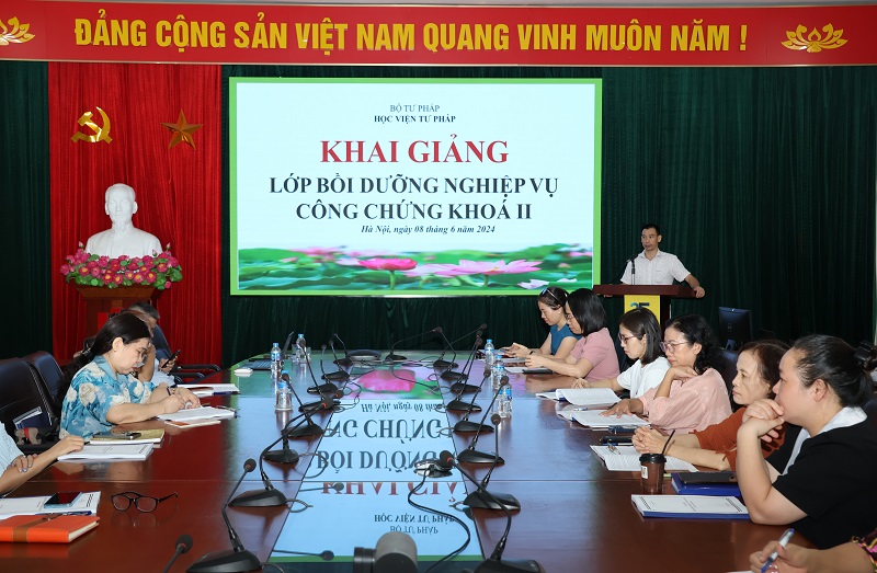 Tổ chức Lớp bồi dưỡng nghiệp vụ công chứng khóa II