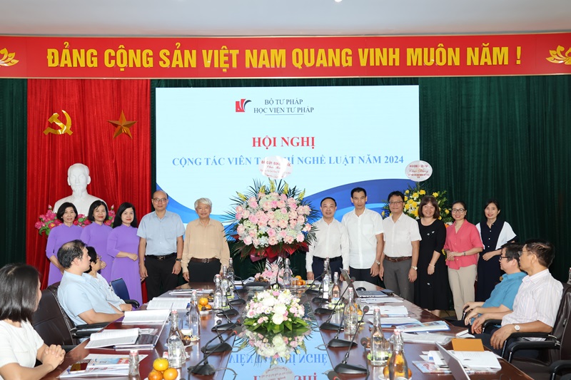 Học viện Tư pháp: Tạp chí Nghề luật tổ chức Hội nghị cộng tác viên