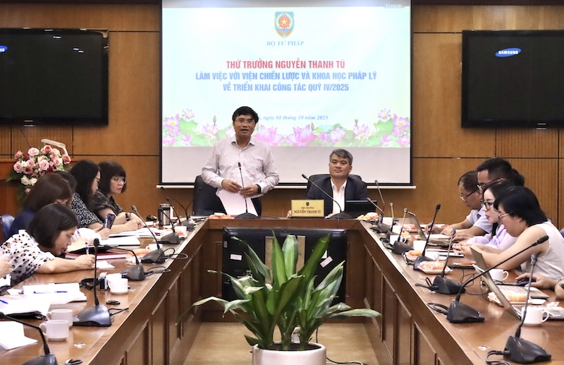 Tập trung phát triển nguồn nhân lực chất lượng cao, mở rộng hợp tác quốc tế
