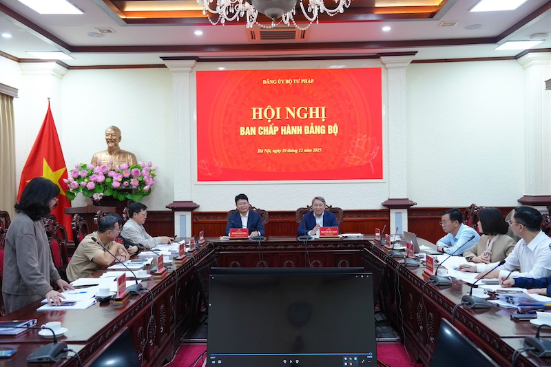 ​Hội nghị Ban Thường vụ Đảng ủy, Ban Chấp hành Đảng bộ, cán bộ chủ chốt Bộ Tư pháp