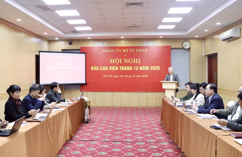 Tăng cường nắm bắt, định hướng dư luận trong giai đoạn chuẩn bị Đại hội XIV của Đảng