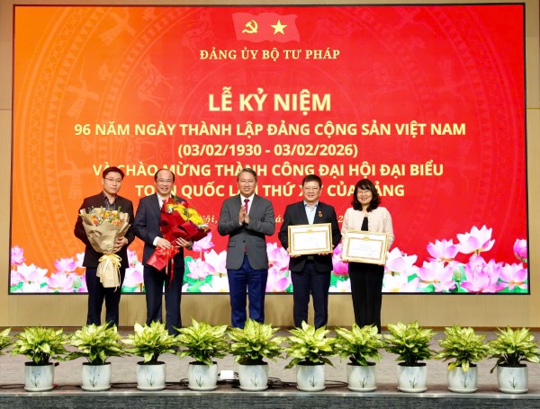 Đảng bộ Bộ Tư pháp tổ chức Lễ kỷ niệm 96 năm Ngày thành lập Đảng Cộng sản Việt Nam