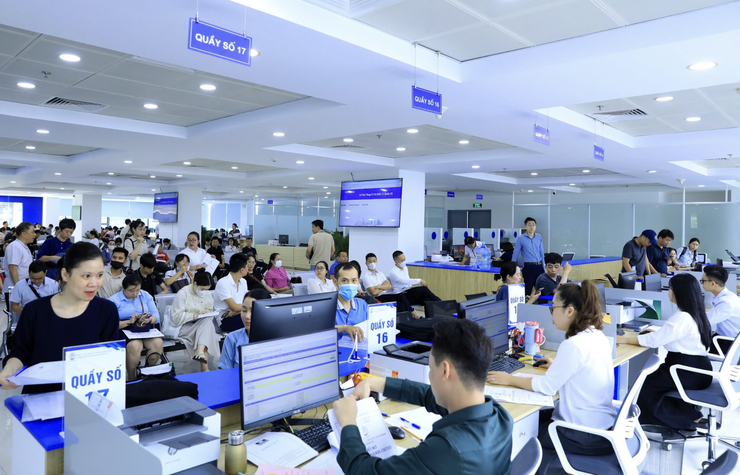 Chính phủ ban hành Nghị quyết về cắt giảm, đơn giản hóa thủ tục hành chính dựa trên dữ liệu