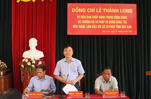 Bộ trưởng Lê Thành Long làm việc tại Bắc Kạn