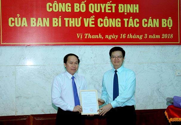Luân chuyển Thứ trưởng Lê Tiến Châu về giữ chức Phó Bí thư Tỉnh uỷ Hậu Giang